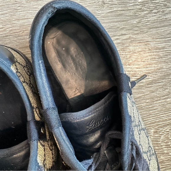 RARE 🔥 GUCCI SNEAKERS IN GREAT CONDITION! 🔥 - Picture 5 of 8
